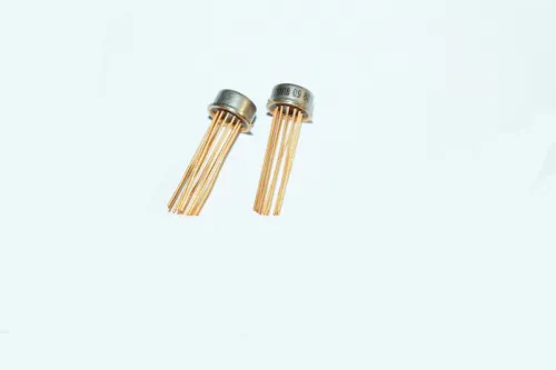 122УН2А микросхема 122УН2А микросхема